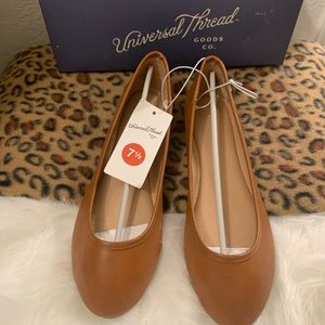 Universal Thread womens brown Flats size 7.5